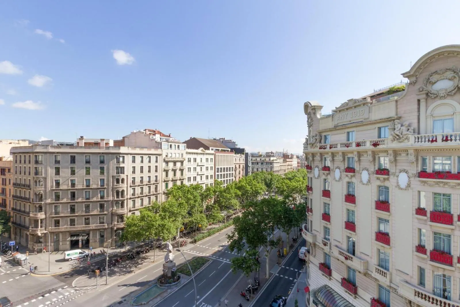 Fisa Rentals Gran Via Apartments Barcelona