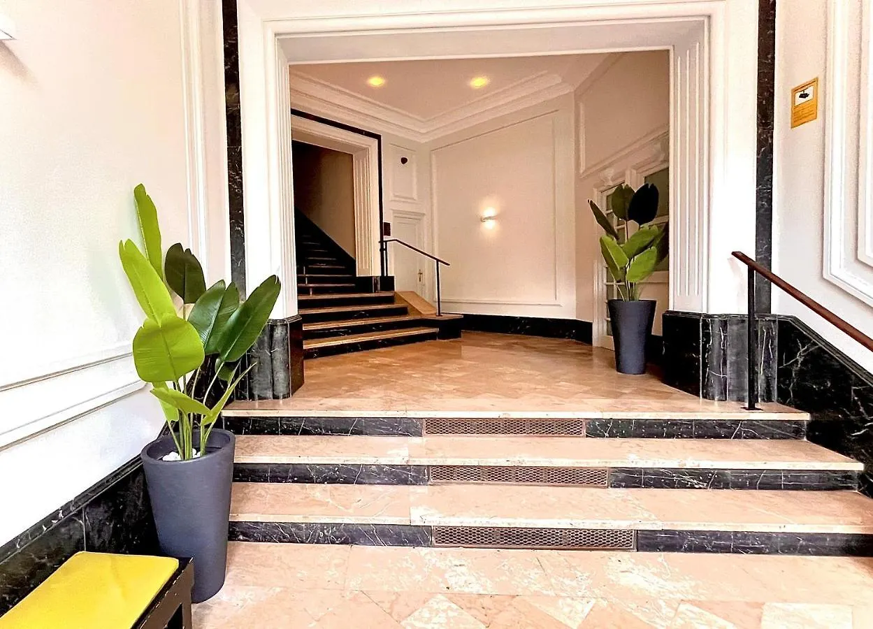 Fisa Rentals Gran Via Apartments Barcelona Spain