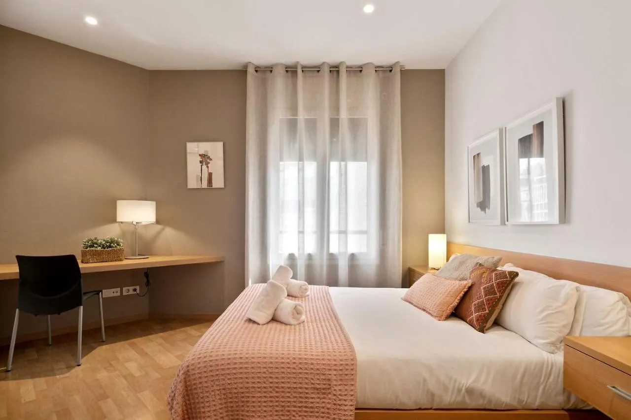 Fisa Rentals Gran Via Apartments Barcelona