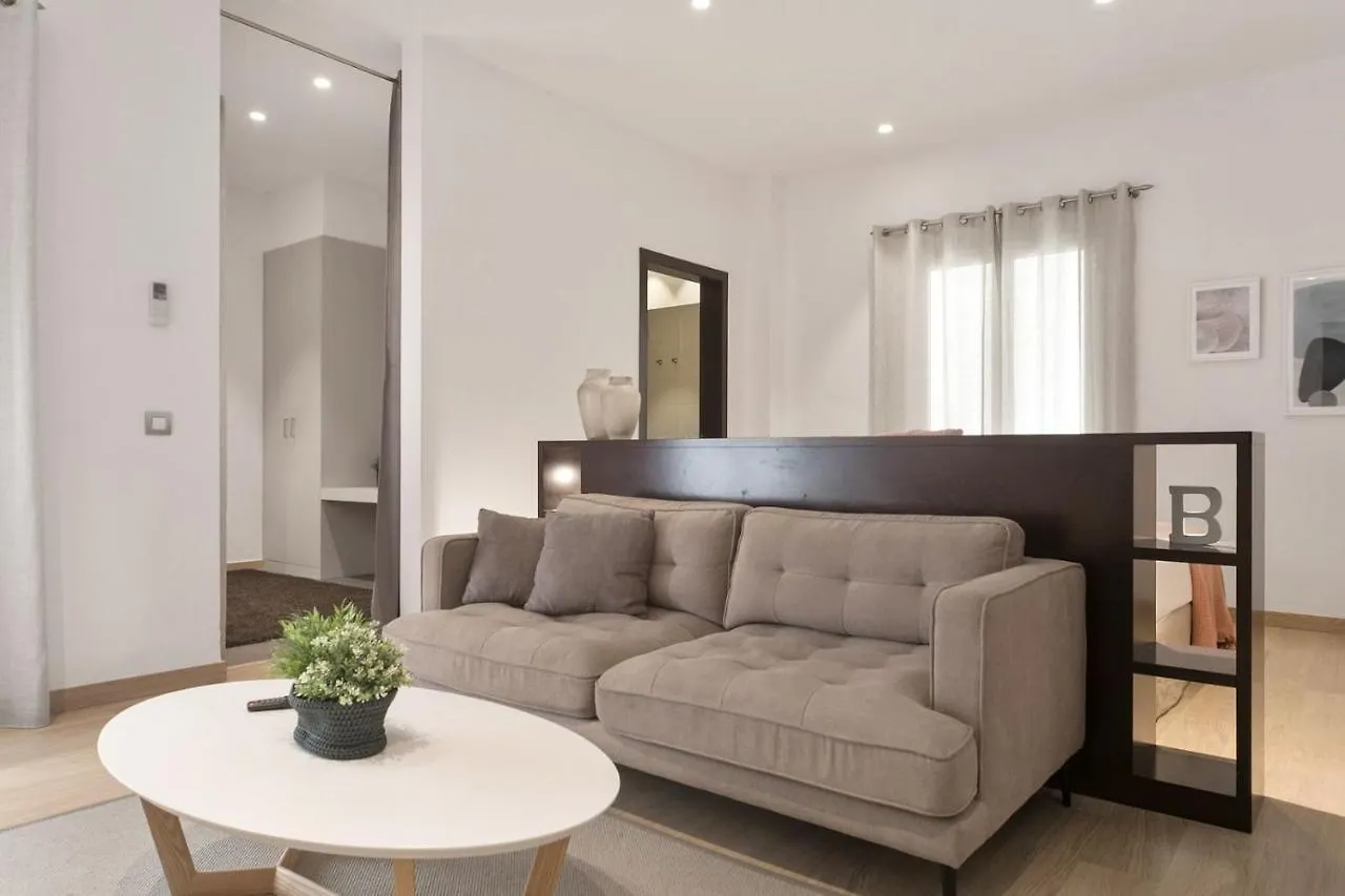 Fisa Rentals Gran Via Apartments Barcellona Spagna